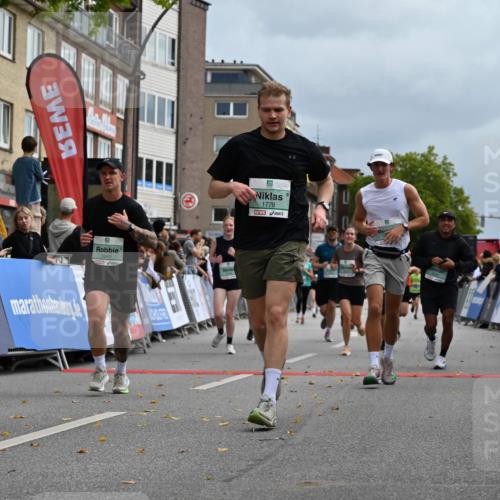 20.09.2026 - PSD Bank Halbmarathon J. Mangold http://msf.ph/oto/10522094 20.09.2026 11:58:51 Ziel 1197, 1519, 1778, 2050, 2185, 3112, 3150, 3467, 3718, 3810, 3940, 4029, 4223, 4286, 4694, 4738 meine-sportfotos.de