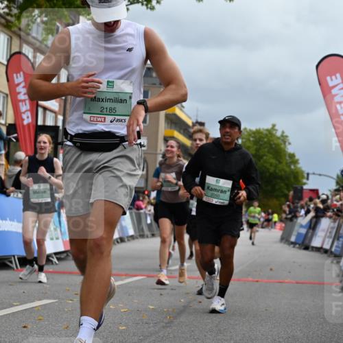 20.09.2026 - PSD Bank Halbmarathon J. Mangold http://msf.ph/oto/10522101 20.09.2026 11:58:54 Ziel 1197, 1519, 1778, 2050, 2185, 3112, 3150, 3194, 3467, 3718, 3810, 3940, 4029, 4223, 4286, 4591, 4738 meine-sportfotos.de