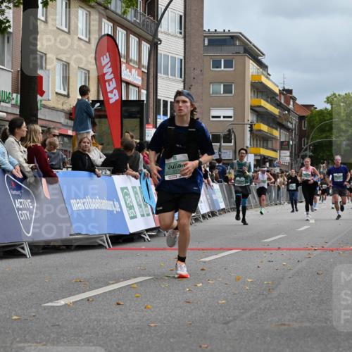 20.09.2026 - PSD Bank Halbmarathon J. Mangold http://msf.ph/oto/10522157 20.09.2026 11:59:09 Ziel 1091, 1095, 1749, 2370, 3668, 4428 meine-sportfotos.de