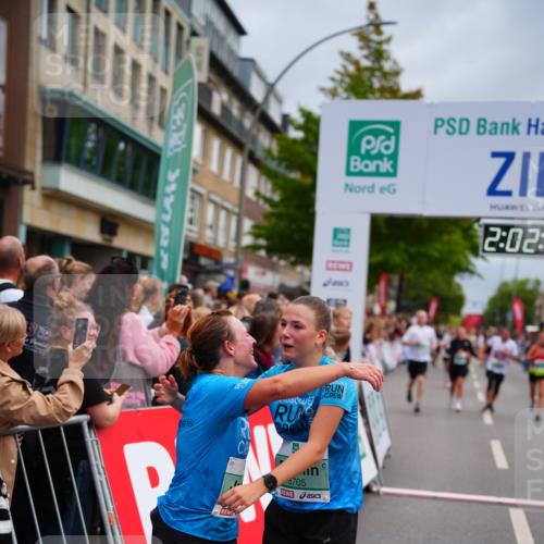 20.09.2026 - PSD Bank Halbmarathon LAZAROV Photography http://msf.ph/oto/10522166 20.09.2026 12:02:18 Ziel 1072, 1486, 1585, 1926, 2077, 2486, 2489, 3458, 3536, 3557, 3704, 3705, 3793, 4068 meine-sportfotos.de
