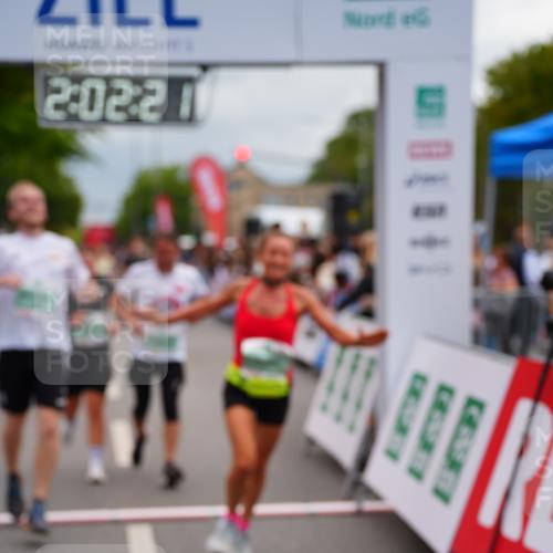 20.09.2026 - PSD Bank Halbmarathon LAZAROV Photography http://msf.ph/oto/10522195 20.09.2026 12:02:21 Ziel 1072, 1250, 1486, 1926, 2077, 3458, 3536, 3557, 3704, 3705, 4068 meine-sportfotos.de