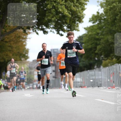 20.09.2026 - PSD Bank Halbmarathon Jannik Wohlers http://msf.ph/oto/10522261 20.09.2026 11:30:52 Laufen 33, 4527 meine-sportfotos.de