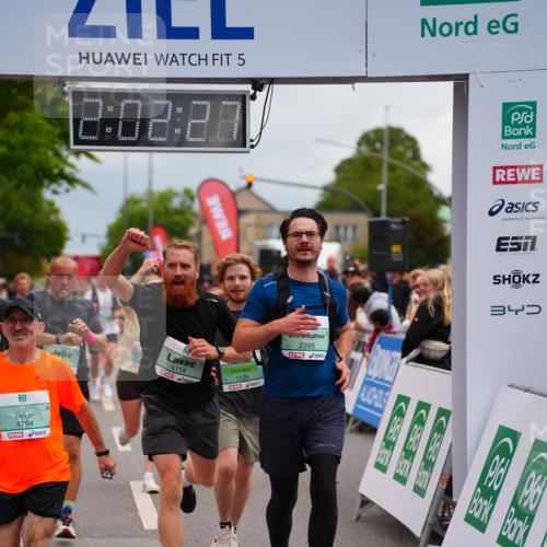20.09.2026 - PSD Bank Halbmarathon LAZAROV Photography http://msf.ph/oto/10522387 20.09.2026 12:02:27 Ziel 1072, 1126, 1250, 1340, 1486, 1507, 2077, 2395, 2968, 4068, 4114, 4115, 4485, 4794 meine-sportfotos.de