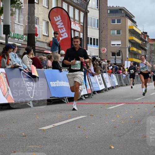 20.09.2026 - PSD Bank Halbmarathon J. Mangold http://msf.ph/oto/10522418 20.09.2026 11:59:41 Ziel 1265, 1454, 2168, 2170, 2470, 3578, 3800, 4493, 4494, 4495, 4711 meine-sportfotos.de