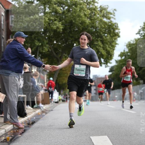 20.09.2026 - PSD Bank Halbmarathon Jannik Wohlers http://msf.ph/oto/10522419 20.09.2026 11:32:29 Laufen 1721 meine-sportfotos.de