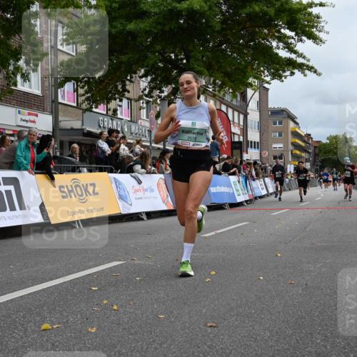 20.09.2026 - PSD Bank Halbmarathon J. Mangold http://msf.ph/oto/10522457 20.09.2026 11:59:44 Ziel 1265, 1454, 2168, 2170, 2470, 3578, 3800, 4494 meine-sportfotos.de
