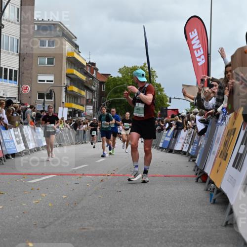 20.09.2026 - PSD Bank Halbmarathon J. Mangold http://msf.ph/oto/10522473 20.09.2026 11:59:48 Ziel 1112, 1265, 1454, 2186, 2238, 2470, 3578, 4670 meine-sportfotos.de