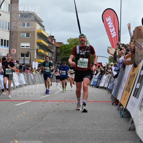 20.09.2026 - PSD Bank Halbmarathon J. Mangold http://msf.ph/oto/10522487 20.09.2026 11:59:50 Ziel 1112, 1454, 2186, 2238, 2470, 3578, 4670 meine-sportfotos.de