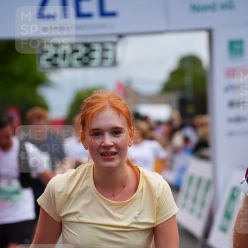 20.09.2026 - PSD Bank Halbmarathon LAZAROV Photography http://msf.ph/oto/10522490 20.09.2026 12:02:32 Ziel 1126, 1340, 1403, 1497, 1507, 1586, 2088, 2395, 2817, 2818, 2968, 4114, 4115, 4485, 4580, 4794 meine-sportfotos.de