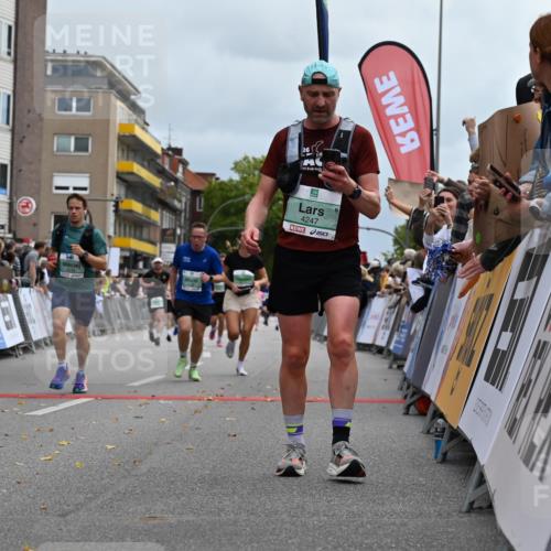 20.09.2026 - PSD Bank Halbmarathon J. Mangold http://msf.ph/oto/10522505 20.09.2026 11:59:52 Ziel 1112, 1454, 1927, 2186, 2238, 2470, 2693, 3146, 4670 meine-sportfotos.de