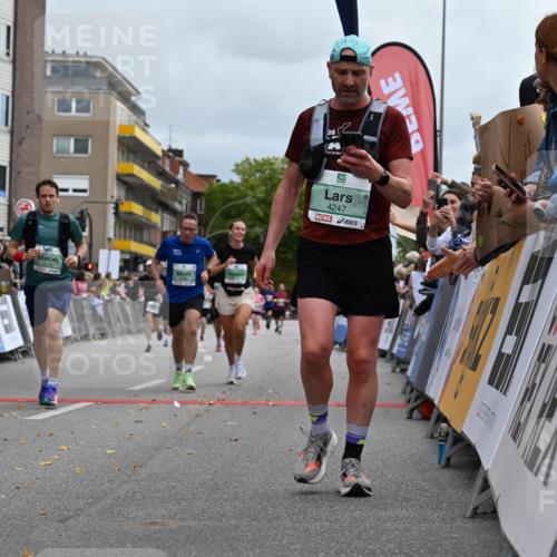 20.09.2026 - PSD Bank Halbmarathon J. Mangold http://msf.ph/oto/10522511 20.09.2026 11:59:52 Ziel 1112, 1454, 1927, 2186, 2238, 2470, 2693, 3146, 4670 meine-sportfotos.de