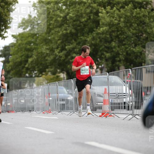20.09.2026 - PSD Bank Halbmarathon Jannik Wohlers http://msf.ph/oto/10522585 20.09.2026 11:34:10 Laufen 4297 meine-sportfotos.de