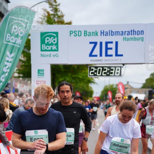 20.09.2026 - PSD Bank Halbmarathon LAZAROV Photography http://msf.ph/oto/10522595 20.09.2026 12:02:37 Ziel 1403, 1497, 1507, 1586, 2084, 2088, 2817, 2818, 2968, 3109, 3240, 3354, 4565, 4580 meine-sportfotos.de