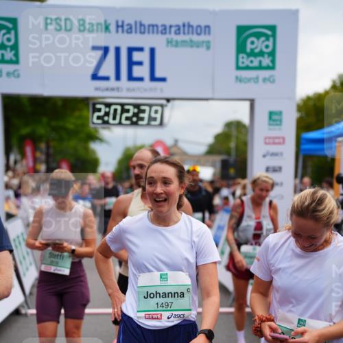 20.09.2026 - PSD Bank Halbmarathon LAZAROV Photography http://msf.ph/oto/10522616 20.09.2026 12:02:38 Ziel 1403, 1497, 1507, 1586, 1718, 2084, 2088, 2817, 2818, 3109, 3240, 3354, 4547, 4565, 4580 meine-sportfotos.de