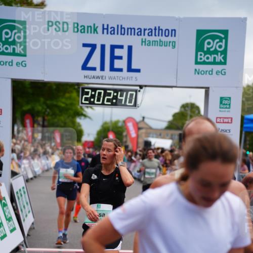 20.09.2026 - PSD Bank Halbmarathon LAZAROV Photography http://msf.ph/oto/10522642 20.09.2026 12:02:40 Ziel 1403, 1497, 1586, 1718, 2084, 2088, 2105, 2817, 2818, 3109, 3240, 3354, 4547, 4565, 4568, 4580 meine-sportfotos.de