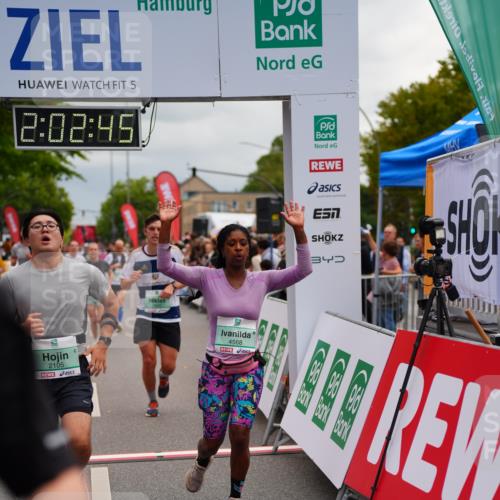 20.09.2026 - PSD Bank Halbmarathon LAZAROV Photography http://msf.ph/oto/10522729 20.09.2026 12:02:45 Ziel 1247, 1718, 1895, 2084, 2089, 2105, 3109, 3240, 3310, 3332, 3354, 3609, 4547, 4565, 4568 meine-sportfotos.de