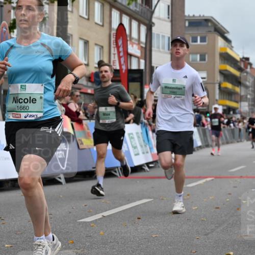 20.09.2026 - PSD Bank Halbmarathon J. Mangold http://msf.ph/oto/10522797 20.09.2026 12:00:30 Ziel 1018, 1100, 1334, 1660, 2757, 3124, 3489, 3661, 3915, 3980, 4122, 4265, 4696 meine-sportfotos.de