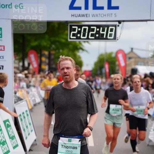 20.09.2026 - PSD Bank Halbmarathon LAZAROV Photography http://msf.ph/oto/10522817 20.09.2026 12:02:48 Ziel 1247, 1665, 1718, 1895, 2089, 2105, 2788, 3109, 3310, 3332, 3354, 3609, 4547, 4565, 4568 meine-sportfotos.de