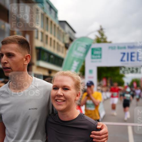 20.09.2026 - PSD Bank Halbmarathon LAZAROV Photography http://msf.ph/oto/10522904 20.09.2026 12:02:53 Ziel 1247, 1280, 1665, 1716, 1790, 1895, 2019, 2061, 2089, 2788, 2999, 3310, 3332, 3609 meine-sportfotos.de