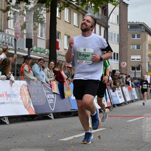 20.09.2026 - PSD Bank Halbmarathon J. Mangold http://msf.ph/oto/10522941 20.09.2026 12:00:46 Ziel 1271, 1366, 1682, 2020, 2938, 3027, 3123, 3283, 3383, 3554, 3751 meine-sportfotos.de