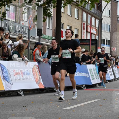 20.09.2026 - PSD Bank Halbmarathon J. Mangold http://msf.ph/oto/10523000 20.09.2026 12:00:54 Ziel 1271, 1451, 1682, 2375, 2567, 3027, 3283, 3368, 3789, 4043, 4199 meine-sportfotos.de