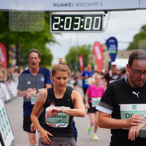 20.09.2026 - PSD Bank Halbmarathon LAZAROV Photography http://msf.ph/oto/10523026 20.09.2026 12:02:59 Ziel 1280, 1716, 1790, 2019, 2061, 2222, 2514, 2832, 2999, 4354, 4487, 4735 meine-sportfotos.de