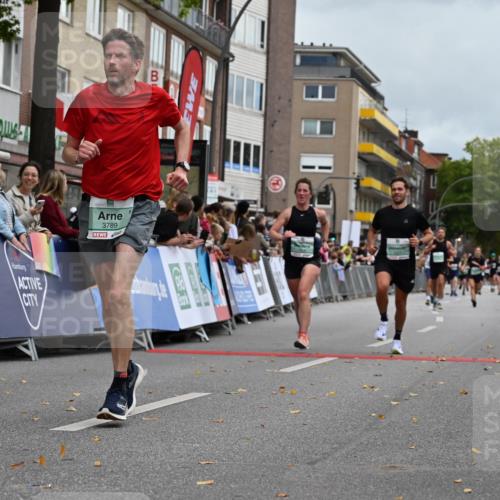 20.09.2026 - PSD Bank Halbmarathon J. Mangold http://msf.ph/oto/10523035 20.09.2026 12:01:01 Ziel 1451, 1818, 2375, 2527, 2567, 3368, 3789, 4043, 4199 meine-sportfotos.de