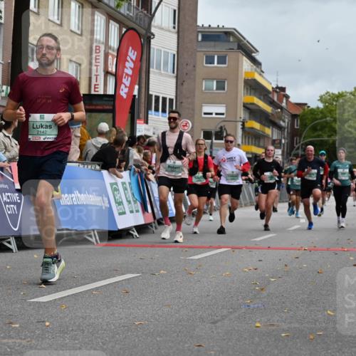 20.09.2026 - PSD Bank Halbmarathon J. Mangold http://msf.ph/oto/10523134 20.09.2026 12:01:15 Ziel 1027, 1382, 1641, 1928, 1999, 2142, 2174, 2189, 2397, 2494, 2661, 2748, 3271, 3492, 4334 meine-sportfotos.de