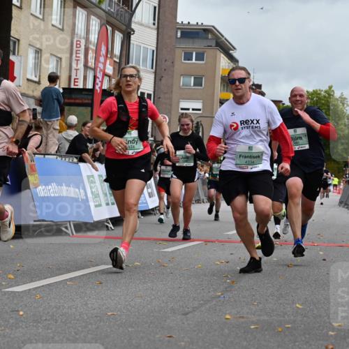 20.09.2026 - PSD Bank Halbmarathon J. Mangold http://msf.ph/oto/10523162 20.09.2026 12:01:17 Ziel 1027, 1142, 1382, 1393, 1641, 1928, 1999, 2142, 2174, 2189, 2397, 2494, 2661, 2748, 3148, 3271, 3492, 4334 meine-sportfotos.de