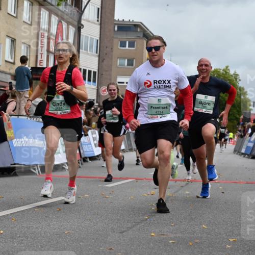 20.09.2026 - PSD Bank Halbmarathon J. Mangold http://msf.ph/oto/10523165 20.09.2026 12:01:17 Ziel 1027, 1142, 1382, 1393, 1641, 1928, 1999, 2142, 2174, 2189, 2397, 2494, 2661, 2748, 3148, 3271, 3492, 4334 meine-sportfotos.de