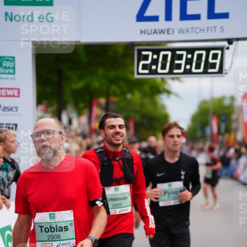 20.09.2026 - PSD Bank Halbmarathon LAZAROV Photography http://msf.ph/oto/10523174 20.09.2026 12:03:08 Ziel 1727, 1908, 2508, 2699, 2716, 2832, 4354, 4487, 4735 meine-sportfotos.de