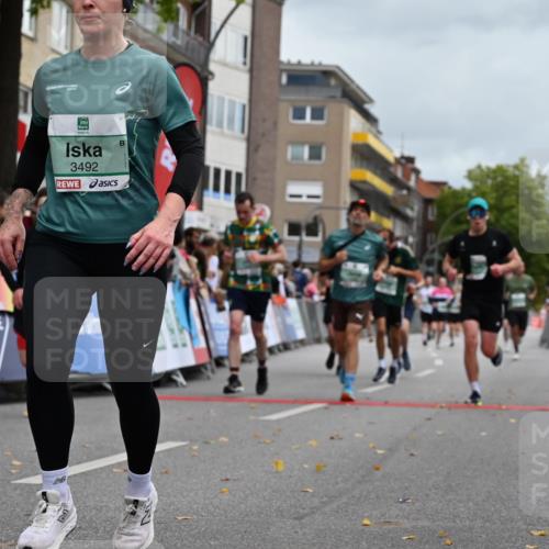 20.09.2026 - PSD Bank Halbmarathon J. Mangold http://msf.ph/oto/10523194 20.09.2026 12:01:20 Ziel 1142, 1227, 1382, 1393, 1928, 1999, 2142, 2174, 2189, 2383, 2397, 2661, 2748, 3148, 3271, 3492, 4334 meine-sportfotos.de