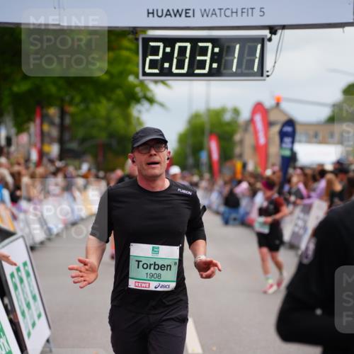 20.09.2026 - PSD Bank Halbmarathon LAZAROV Photography http://msf.ph/oto/10523208 20.09.2026 12:03:11 Ziel 1239, 1727, 1908, 2508, 2699, 2716, 2913, 4210, 4487 meine-sportfotos.de