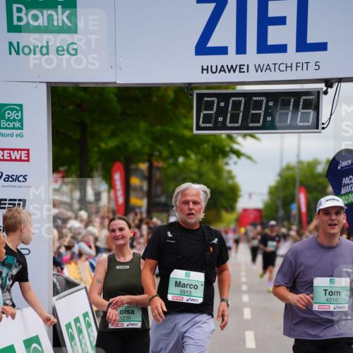 20.09.2026 - PSD Bank Halbmarathon LAZAROV Photography http://msf.ph/oto/10523286 20.09.2026 12:03:15 Ziel 1239, 1727, 1750, 1908, 2699, 2716, 2913, 4210 meine-sportfotos.de