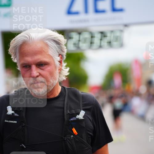 20.09.2026 - PSD Bank Halbmarathon LAZAROV Photography http://msf.ph/oto/10523334 20.09.2026 12:03:19 Ziel 1239, 1412, 1727, 1750, 2285, 2913, 4210 meine-sportfotos.de