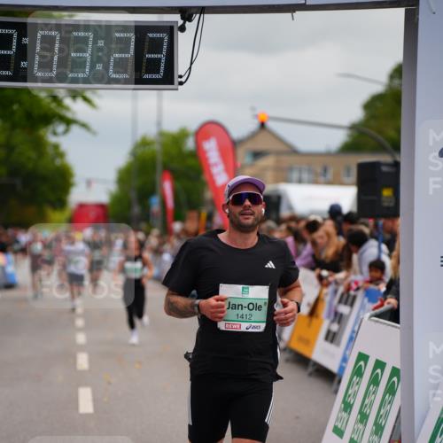 20.09.2026 - PSD Bank Halbmarathon LAZAROV Photography http://msf.ph/oto/10523377 20.09.2026 12:03:23 Ziel 1239, 1255, 1412, 1750, 2285, 2557, 2913, 4210 meine-sportfotos.de