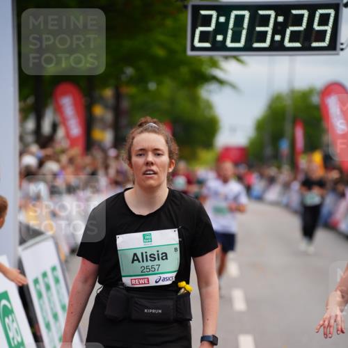 20.09.2026 - PSD Bank Halbmarathon LAZAROV Photography http://msf.ph/oto/10523439 20.09.2026 12:03:28 Ziel 1255, 1412, 1658, 2285, 2557, 2743 meine-sportfotos.de
