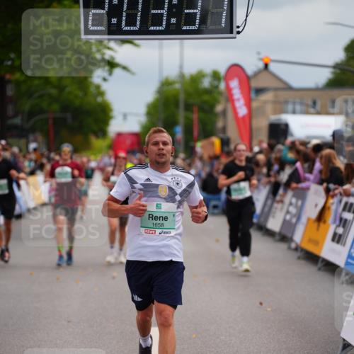 20.09.2026 - PSD Bank Halbmarathon LAZAROV Photography http://msf.ph/oto/10523460 20.09.2026 12:03:31 Ziel 1255, 1412, 1658, 2254, 2557, 2743, 3053, 3246 meine-sportfotos.de