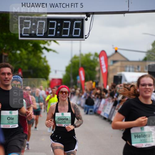 20.09.2026 - PSD Bank Halbmarathon LAZAROV Photography http://msf.ph/oto/10523499 20.09.2026 12:03:35 Ziel 1658, 2254, 2390, 2578, 2743, 2756, 3053, 3246 meine-sportfotos.de