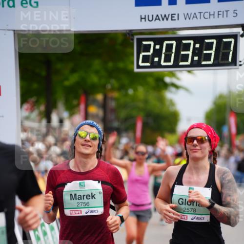 20.09.2026 - PSD Bank Halbmarathon LAZAROV Photography http://msf.ph/oto/10523521 20.09.2026 12:03:37 Ziel 1658, 2254, 2390, 2578, 2756, 3053, 3246, 3320, 3461 meine-sportfotos.de
