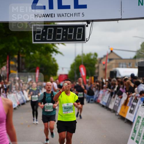 20.09.2026 - PSD Bank Halbmarathon LAZAROV Photography http://msf.ph/oto/10523564 20.09.2026 12:03:39 Ziel 1658, 1978, 2254, 2390, 2578, 2756, 3053, 3246, 3320, 3461, 3931 meine-sportfotos.de