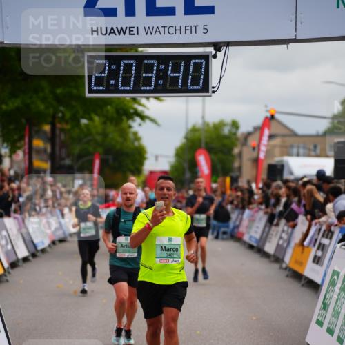 20.09.2026 - PSD Bank Halbmarathon LAZAROV Photography http://msf.ph/oto/10523569 20.09.2026 12:03:40 Ziel 1978, 2254, 2390, 2578, 2756, 3053, 3246, 3320, 3461, 3931 meine-sportfotos.de