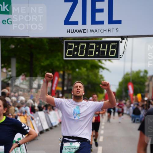 20.09.2026 - PSD Bank Halbmarathon LAZAROV Photography http://msf.ph/oto/10523637 20.09.2026 12:03:45 Ziel 1978, 2049, 2390, 2461, 3320, 3461, 3879, 3931, 4040 meine-sportfotos.de