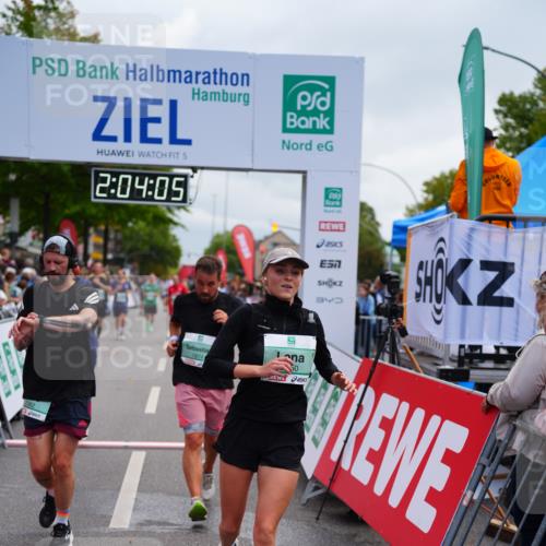 20.09.2026 - PSD Bank Halbmarathon LAZAROV Photography http://msf.ph/oto/10523791 20.09.2026 12:04:04 Ziel 1840, 1874, 2250, 2362, 2648, 2660, 3363, 3795, 4675, 4784 meine-sportfotos.de