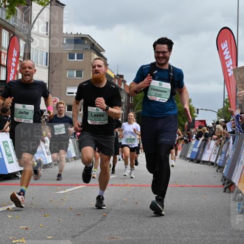 20.09.2026 - PSD Bank Halbmarathon J. Mangold http://msf.ph/oto/10523797 20.09.2026 12:02:18 Ziel 1126, 1250, 1340, 1403, 1497, 1507, 1586, 2088, 2395, 2817, 2818, 2968, 3240, 4114, 4115, 4485, 4580 meine-sportfotos.de