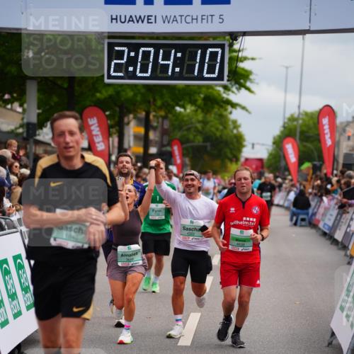 20.09.2026 - PSD Bank Halbmarathon LAZAROV Photography http://msf.ph/oto/10523850 20.09.2026 12:04:09 Ziel 1728, 1840, 1874, 2250, 2362, 2422, 2648, 2660, 2827, 3659, 3923, 4322, 4636, 4675, 4784 meine-sportfotos.de