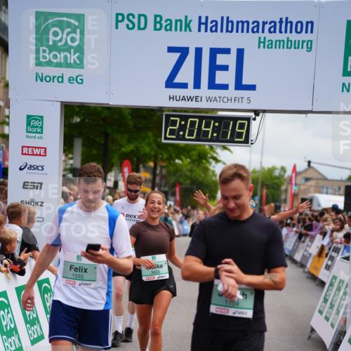 20.09.2026 - PSD Bank Halbmarathon LAZAROV Photography http://msf.ph/oto/10524004 20.09.2026 12:04:19 Ziel 1104, 1155, 1404, 1456, 1525, 1555, 1728, 2422, 2827, 2932, 3345, 3457, 3832, 3833, 3923, 3934 meine-sportfotos.de