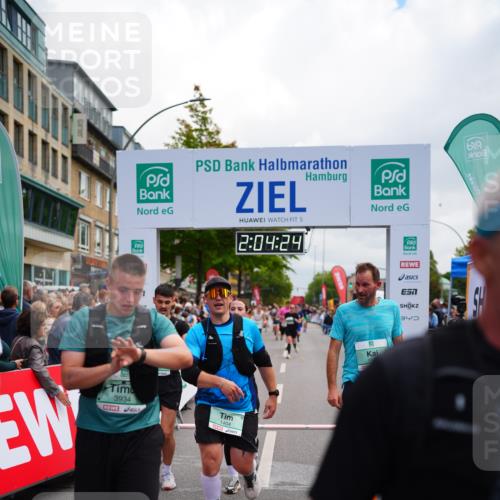 20.09.2026 - PSD Bank Halbmarathon LAZAROV Photography http://msf.ph/oto/10524069 20.09.2026 12:04:24 Ziel 1104, 1404, 1456, 1525, 1555, 1605, 2833, 2932, 3345, 3457, 3832, 3833, 3934, 4087 meine-sportfotos.de