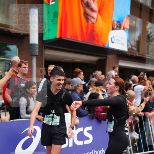 20.09.2026 - PSD Bank Halbmarathon LAZAROV Photography http://msf.ph/oto/10524114 20.09.2026 12:04:27 Ziel 1371, 1404, 1456, 1525, 1605, 2833, 2932, 3345, 3457, 3832, 3934, 4087 meine-sportfotos.de