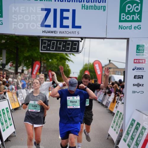 20.09.2026 - PSD Bank Halbmarathon LAZAROV Photography http://msf.ph/oto/10524180 20.09.2026 12:04:32 Ziel 1371, 1563, 1605, 1789, 2237, 2833, 3045, 3524, 4087, 4182, 4183 meine-sportfotos.de